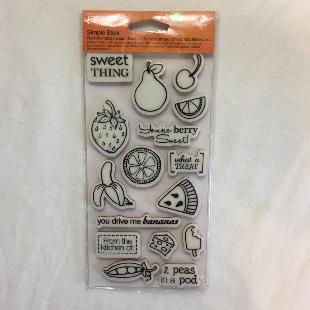 NIP Fiskars Fresh Fruit 16 piece Cling Stamp Set